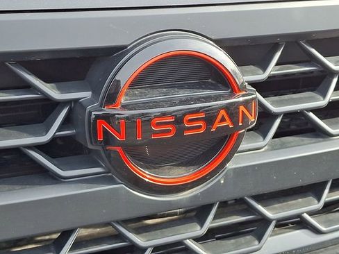 Used 2025 Nissan Frontier PRO-4X w/ Tow Package image 6