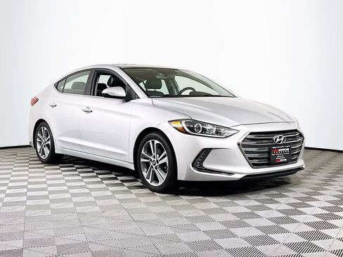 Used 2017 Hyundai Elantra Limited w/ Limited Tech Package 04 FWD image 1
