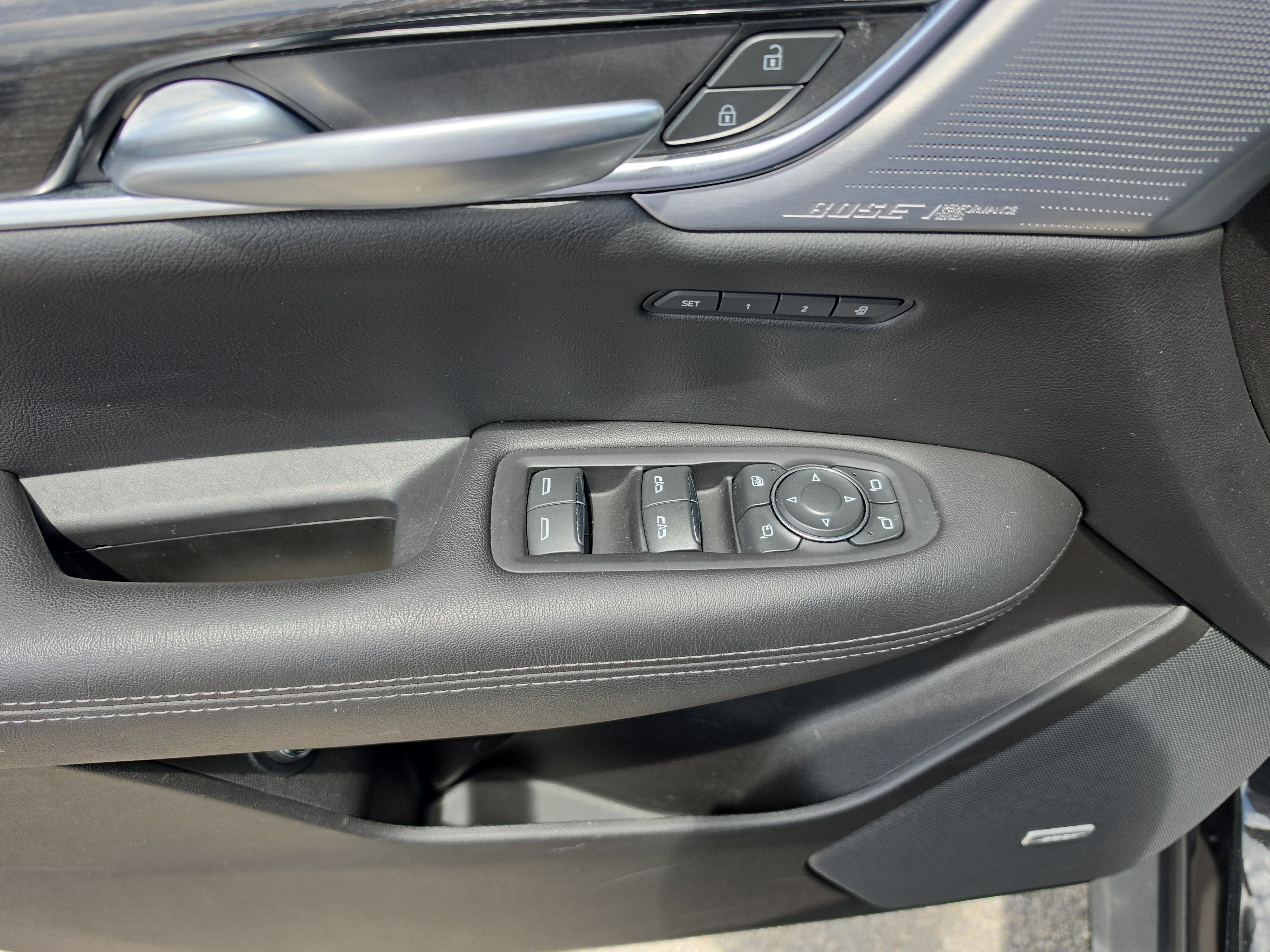 Used 2023 Cadillac XT5 Premium Luxury FWD image 17