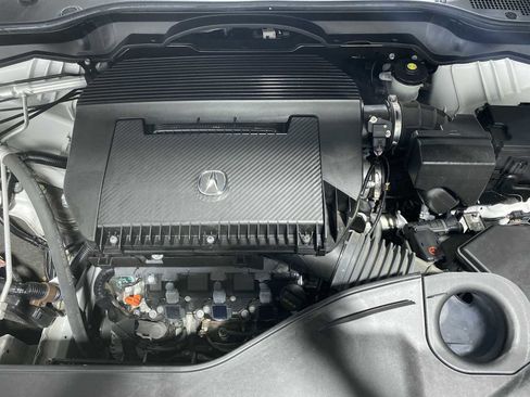 Used 2024 Acura MDX SH-AWD w/ Technology Package image 9
