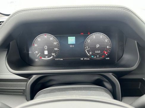 New 2026 Land Rover Defender 110 V8 AWD/4WD image 16