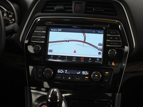 Used 2017 Nissan Maxima Platinum FWD image 15