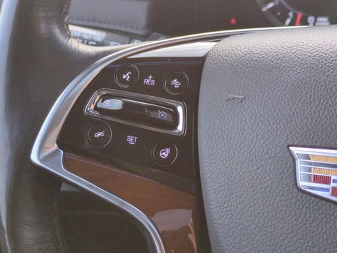 Used 2019 Cadillac Escalade ESV Luxury image 27