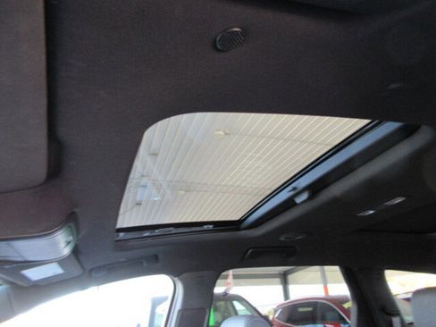 Used 2024 Buick Enclave Premium w/ Experience Buick Package image 22