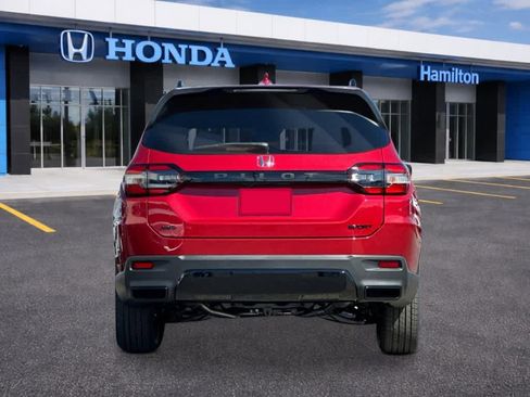 New 2026 Honda Pilot Sport image 4