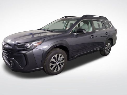 Used 2024 Subaru Outback Premium AWD/4WD image 1