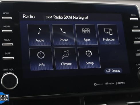Used 2019 Toyota Avalon XLE image 29