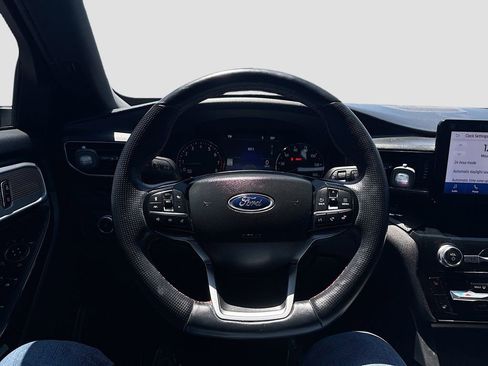 Used 2022 Ford Explorer ST-Line RWD image 11