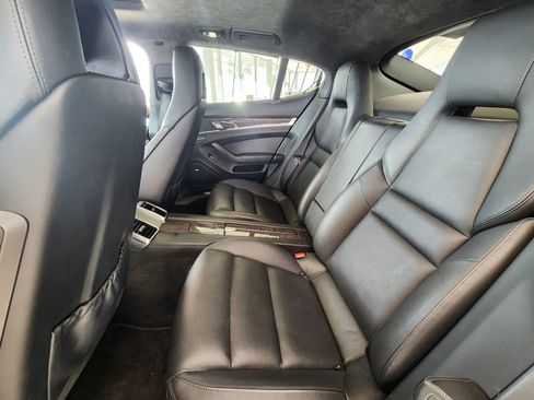 Used 2013 Porsche Panamera GTS image 16