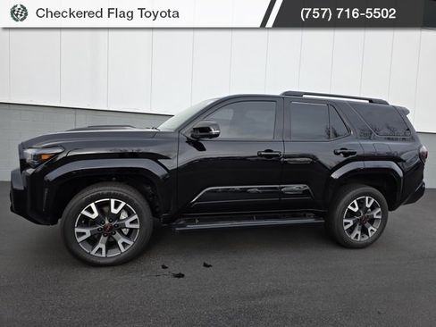 Used 2025 Toyota 4Runner TRD Sport Premium image 2