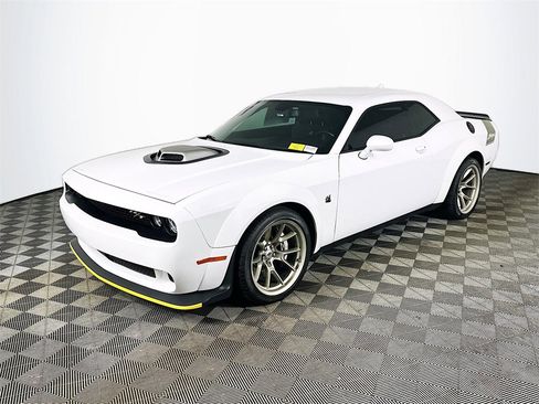 Used 2023 Dodge Challenger R/T Scat Pack image 3