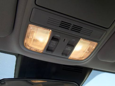 Used 2021 Honda CR-V EX image 19