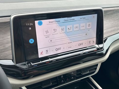 New 2026 Volkswagen Atlas SEL AWD/4WD image 22