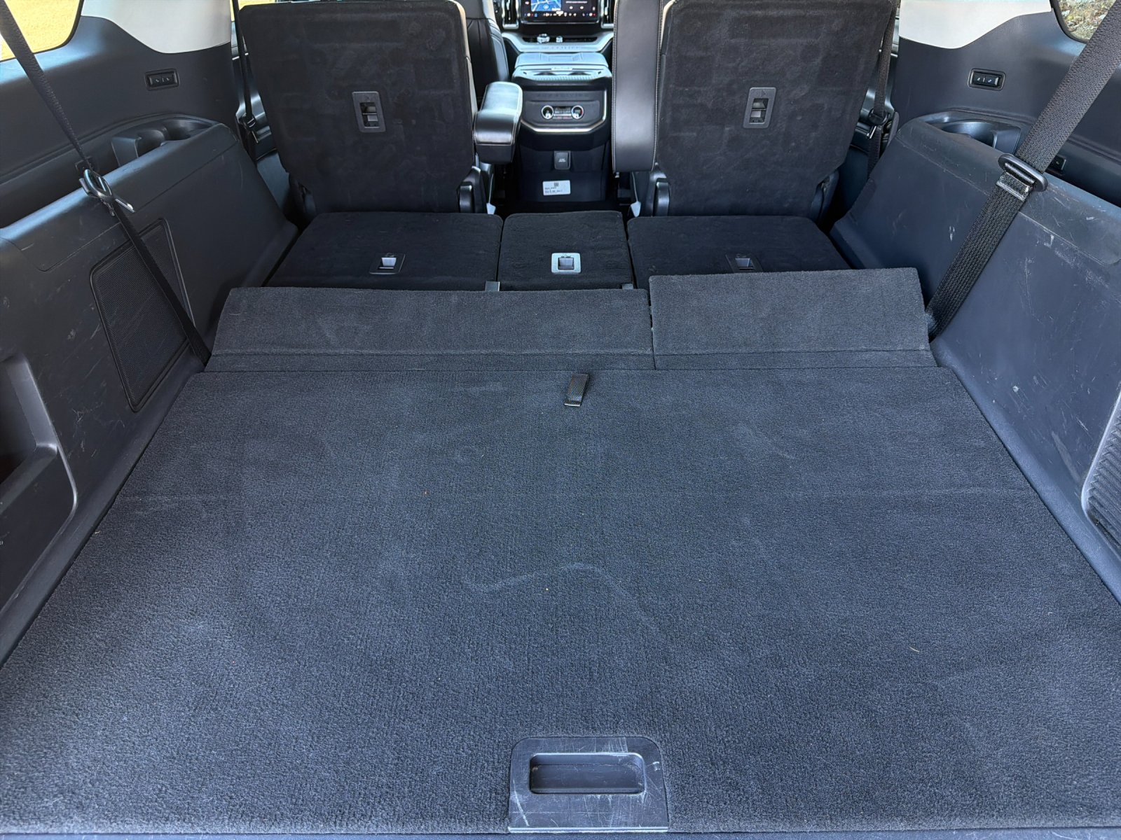 Used 2025 Ford Expedition Max Platinum AWD/4WD image 16