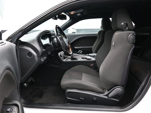Used 2020 Dodge Challenger GT RWD image 9