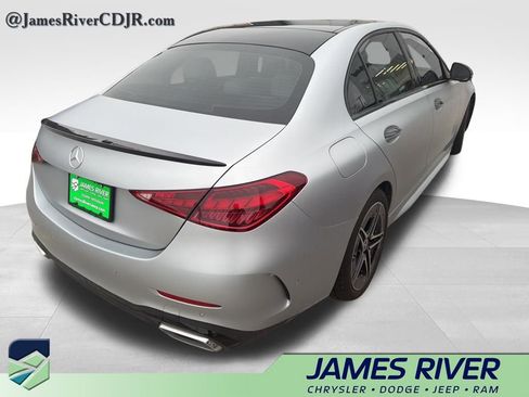 Used 2024 Mercedes-Benz C 300 4MATIC Sedan image 5