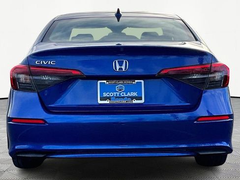 Used 2022 Honda Civic EX image 7