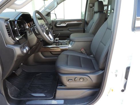 New 2025 GMC Sierra 1500 Elevation w/ Elevation Premium Package image 16