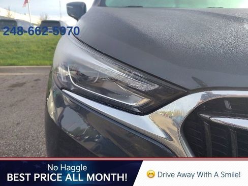 Used 2019 Buick Enclave Essence AWD/4WD image 8