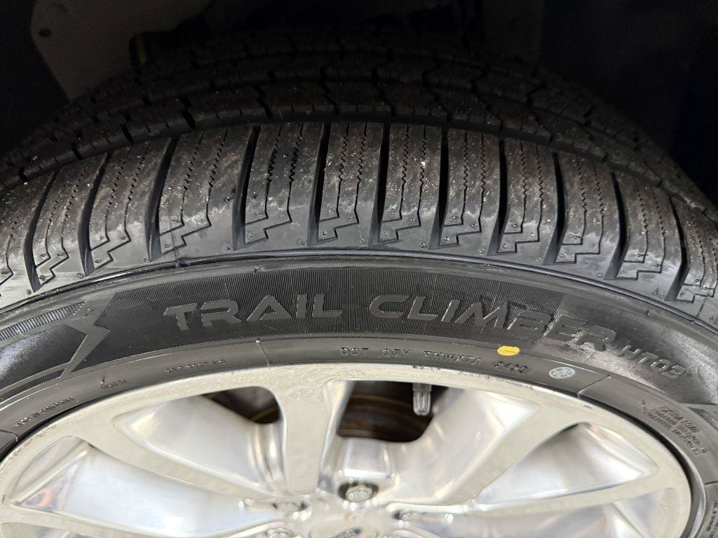 Used 2019 Ford Expedition Max Platinum AWD/4WD image 48