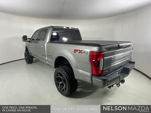 Used 2019 Ford F250 Platinum w/ Platinum Ultimate Package AWD/4WD image 8