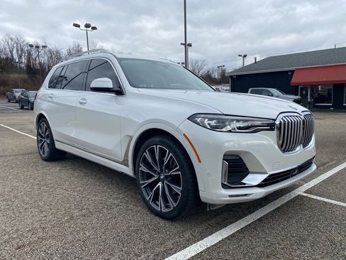 Used 2021 BMW X7 xDrive40i w/ Executive Package image 1