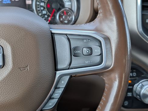 Used 2020 RAM 1500 Laramie AWD/4WD image 28
