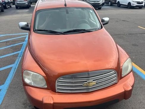 Used 2006 Chevrolet HHR LT FWD image 2