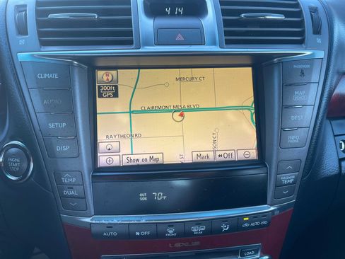 Used 2011 Lexus LS 460 LS 460 SEDAN 4D image 25