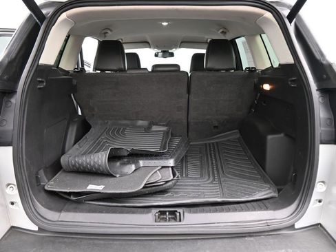 Used 2017 Ford Escape Titanium image 18