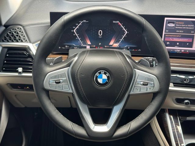 Used 2026 BMW X7 xDrive40i AWD/4WD image 11