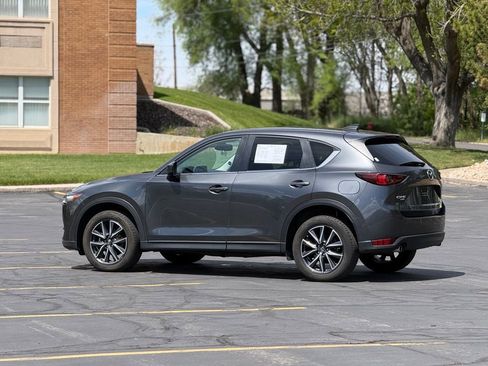 Used 2018 MAZDA CX-5 Touring w/ Preferred Equipment Package AWD/4WD image 7