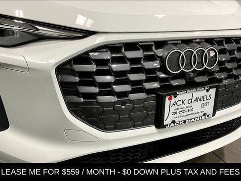Certified 2025 Audi Q5 Premium w/ Convenience Package AWD/4WD image 30