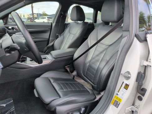 Used 2023 BMW i4 eDrive35 RWD image 16