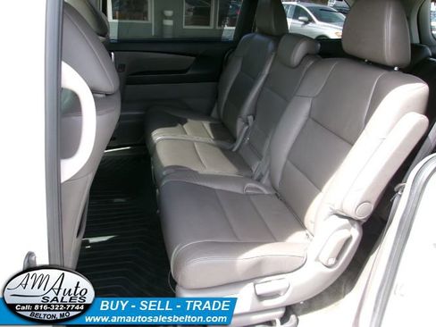 Used 2015 Honda Odyssey Touring Elite image 16