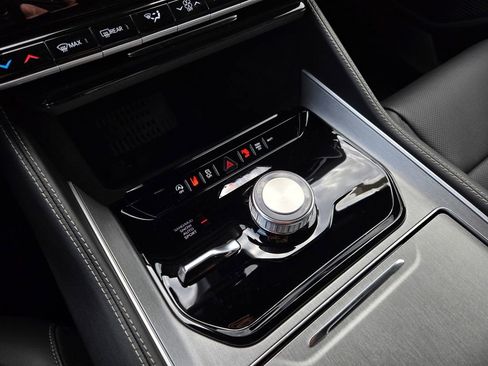 New 2026 Jeep Grand Wagoneer Limited AWD/4WD image 24