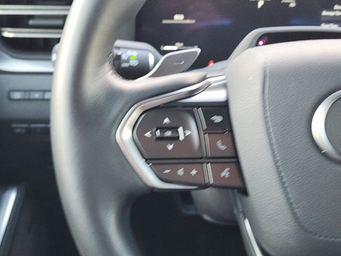 Used 2025 Lexus GX 550 w/ Accessory Package (2T) AWD/4WD image 28