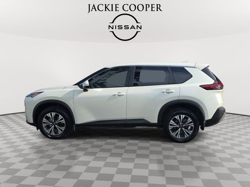 Used 2023 Nissan Rogue SV FWD image 8