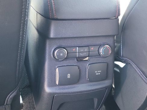 Used 2019 Ford Explorer Sport w/ Equipment Group 401A AWD/4WD image 17