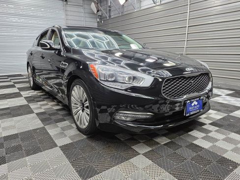 Used 2015 Kia K900 Premium w/ Interior Highline Package RWD image 4