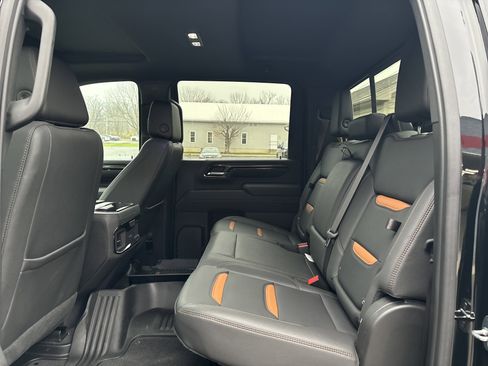 Used 2024 GMC Sierra 2500 AT4 w/ Technology Package image 13