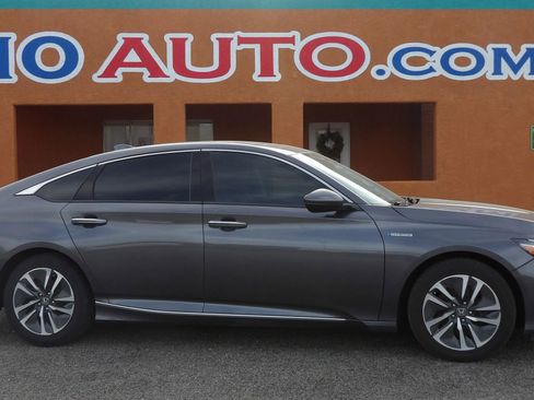 Used 2019 Honda Accord Touring image 1