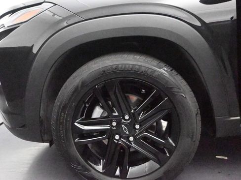 Used 2025 Chevrolet Trax ACTIV w/ Driver Confidence Package FWD image 13