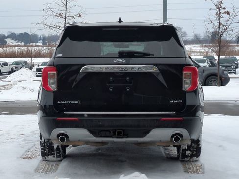 Used 2021 Ford Explorer Limited w/ Equipment Group 301A image 5