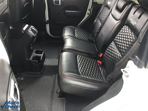 Used 2023 Jeep Wrangler Rubicon w/ Xtreme 35 Tire Package image 11