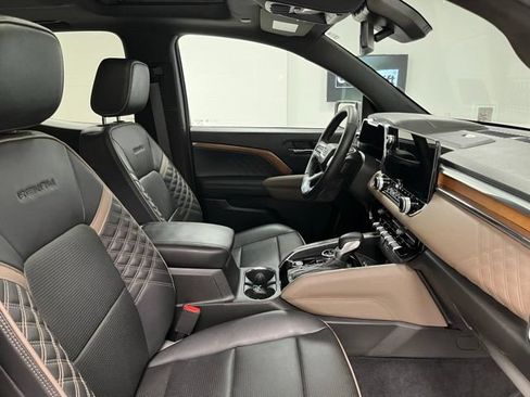 Used 2023 GMC Canyon Denali AWD/4WD image 58