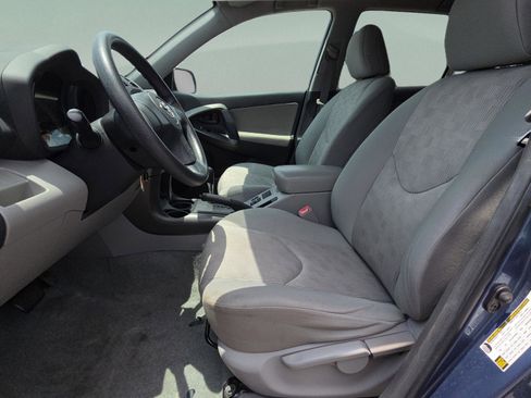 Used 2011 Toyota RAV4 2WD w/ Base L4 Extra Value Pkg image 9