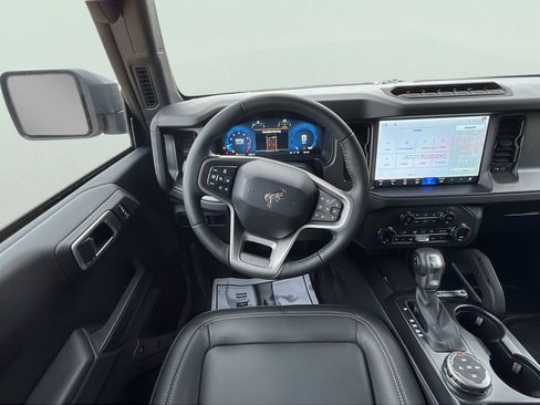 New 2026 Ford Bronco Badlands AWD/4WD image 18