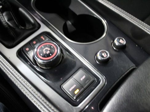 Used 2018 Nissan Maxima Platinum image 15