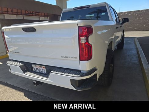 Certified 2022 Chevrolet Silverado 1500 Custom image 4